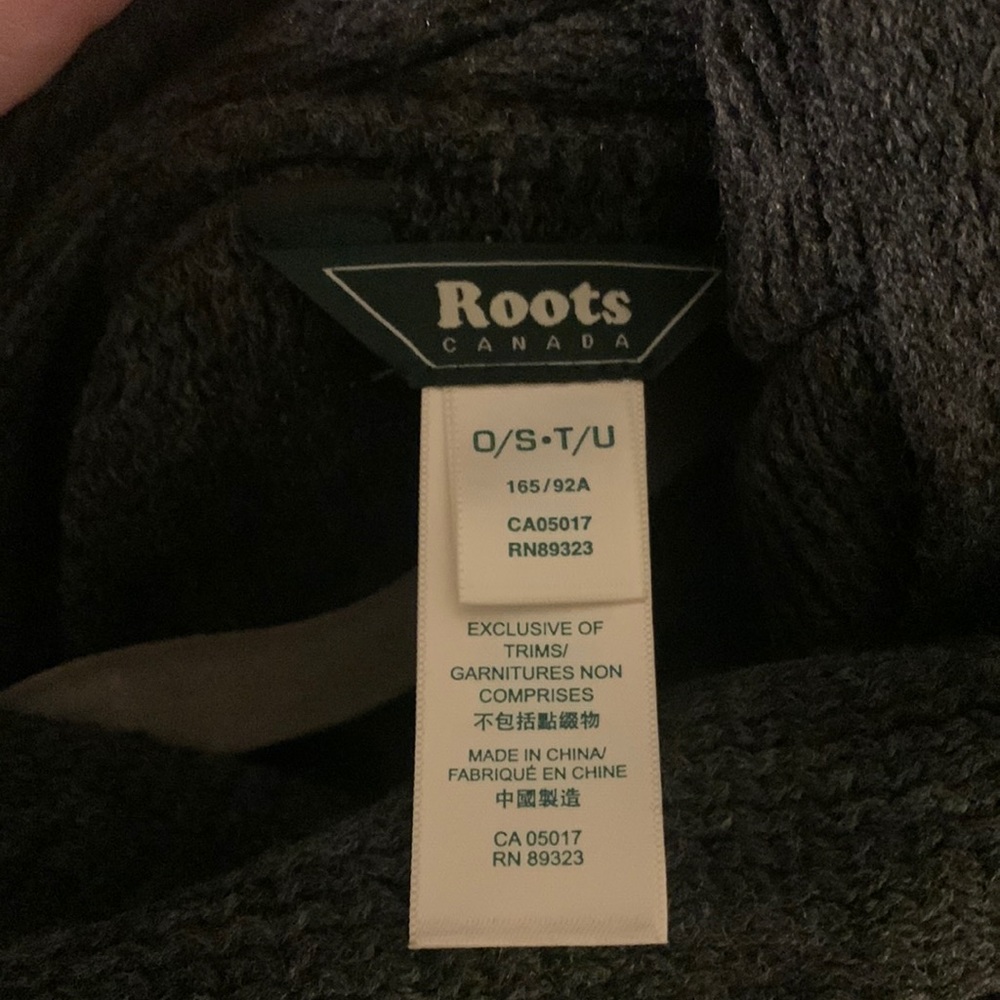 Roots Poncho